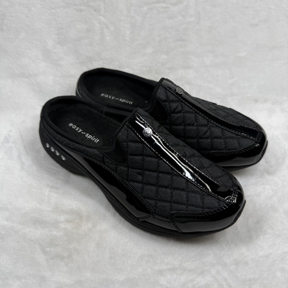 Easy Spirit Traveltime Black Quilted Patent Trim Slip On Clog Mules Womens 7